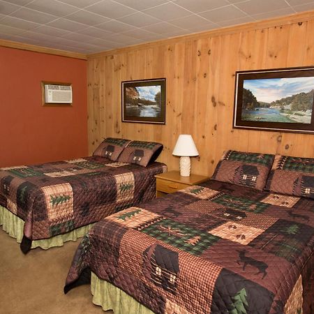 Shore Meadows Lodge Llc Lake George Bilik gambar