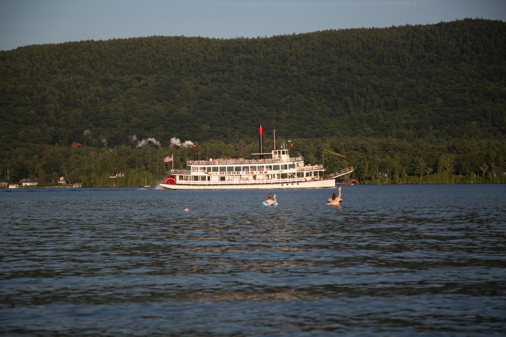 Shore Meadows Lodge Llc Lake George Luaran gambar