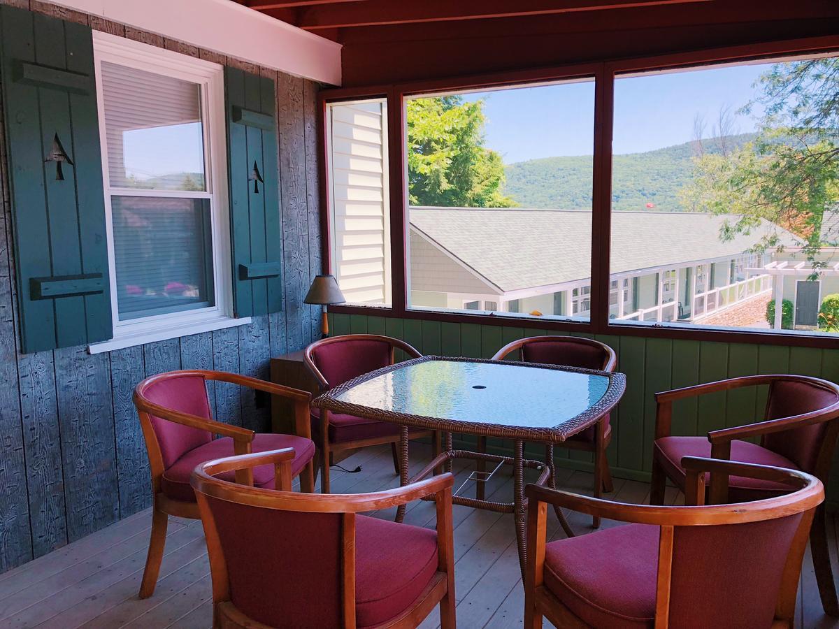 Shore Meadows Lodge Llc Lake George Luaran gambar